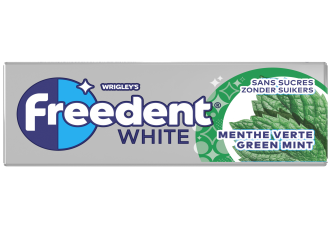 B.30 Etuis Freedent White
