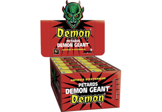 B.100 Paquets de 8 pétards Demon Géant