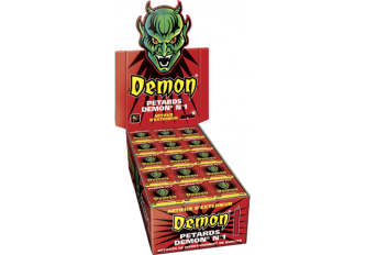 B.150 paquets de 8 pétards Demon n°1
