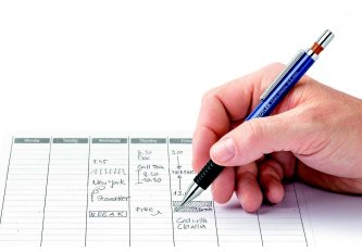 P.30 porte-mines + 18 étuis mines